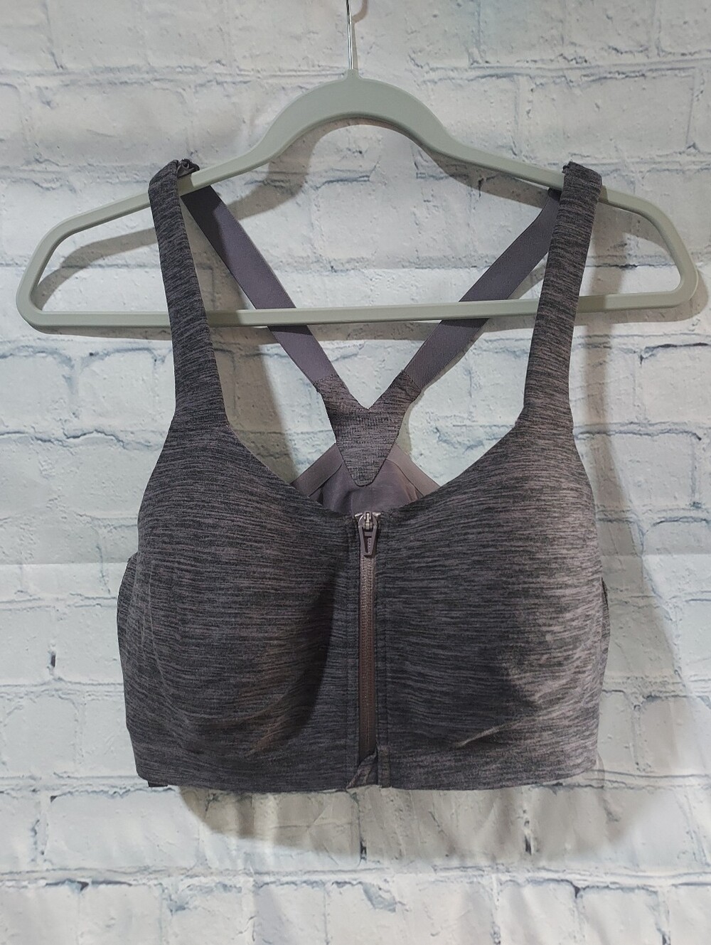Victoria Secret Sports Bra Knockout Front Close 36DD Underwire Support Purple